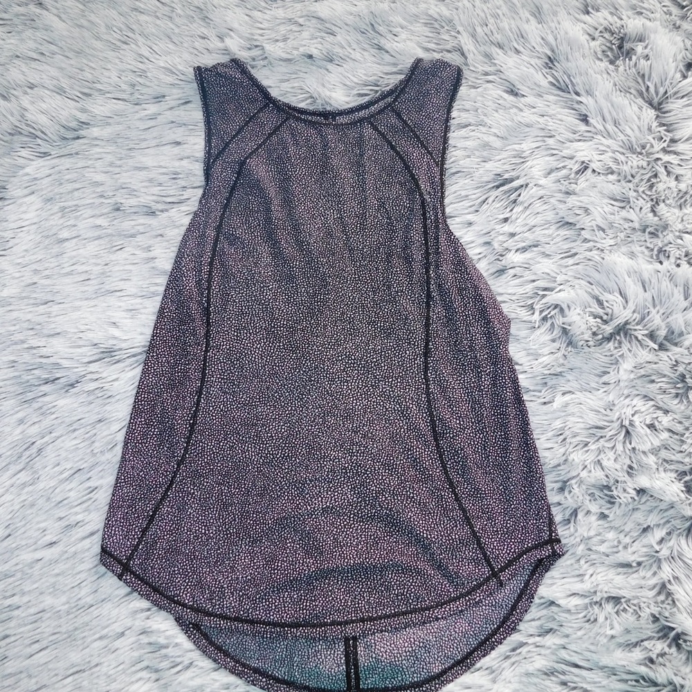 Lululemon tank size 4